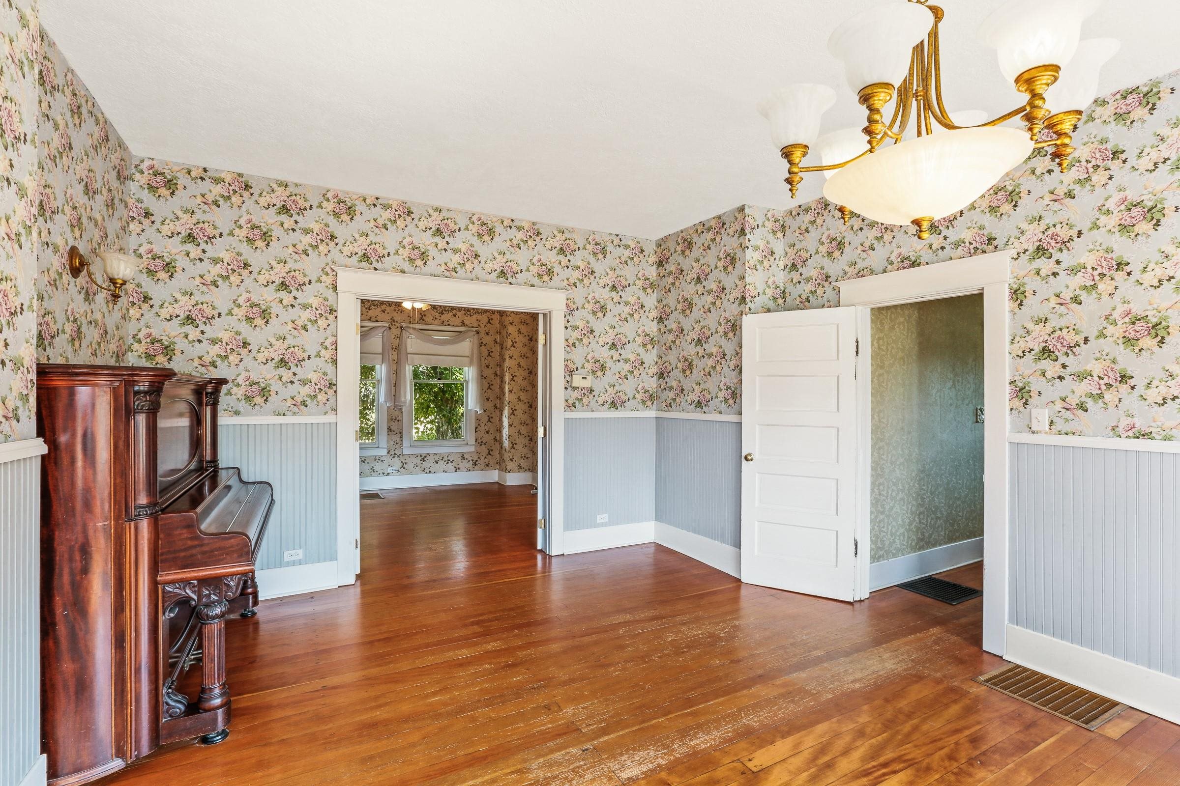 3910 South Eastern Road Spokane, WA 99223 - Photo 7 of 49
