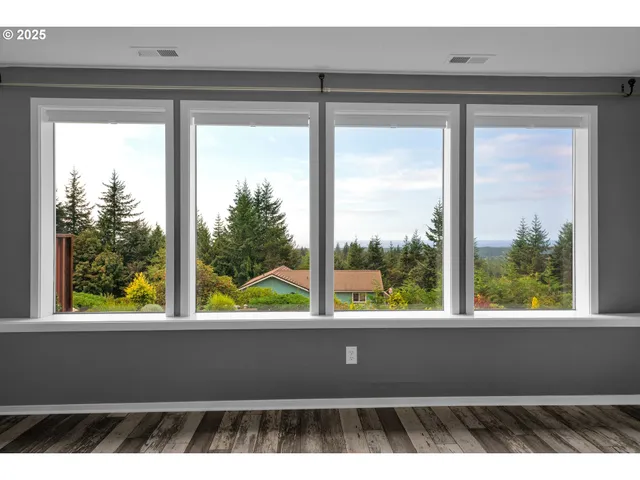 a view of sky from window