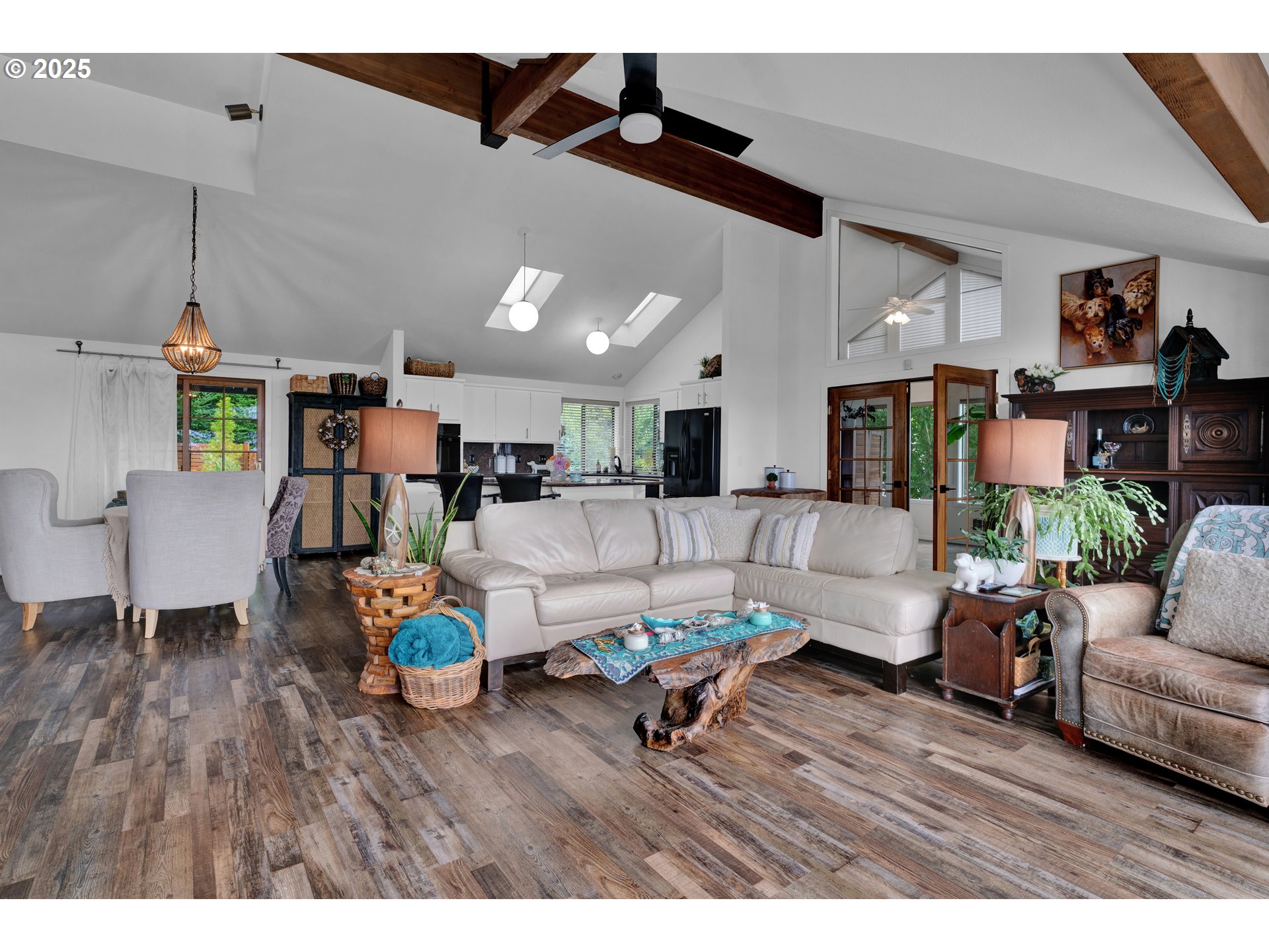 88616 Ocean View Lane Florence, OR 97439 - Photo 9 of 47 a living room with furniture and wooden floor