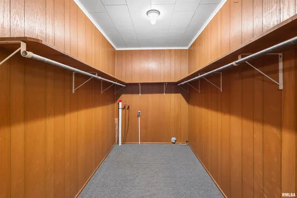 a view of an entryway