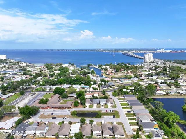 $350,000 | 223 Woodlawn Court, Panama City Beach, FL 32407