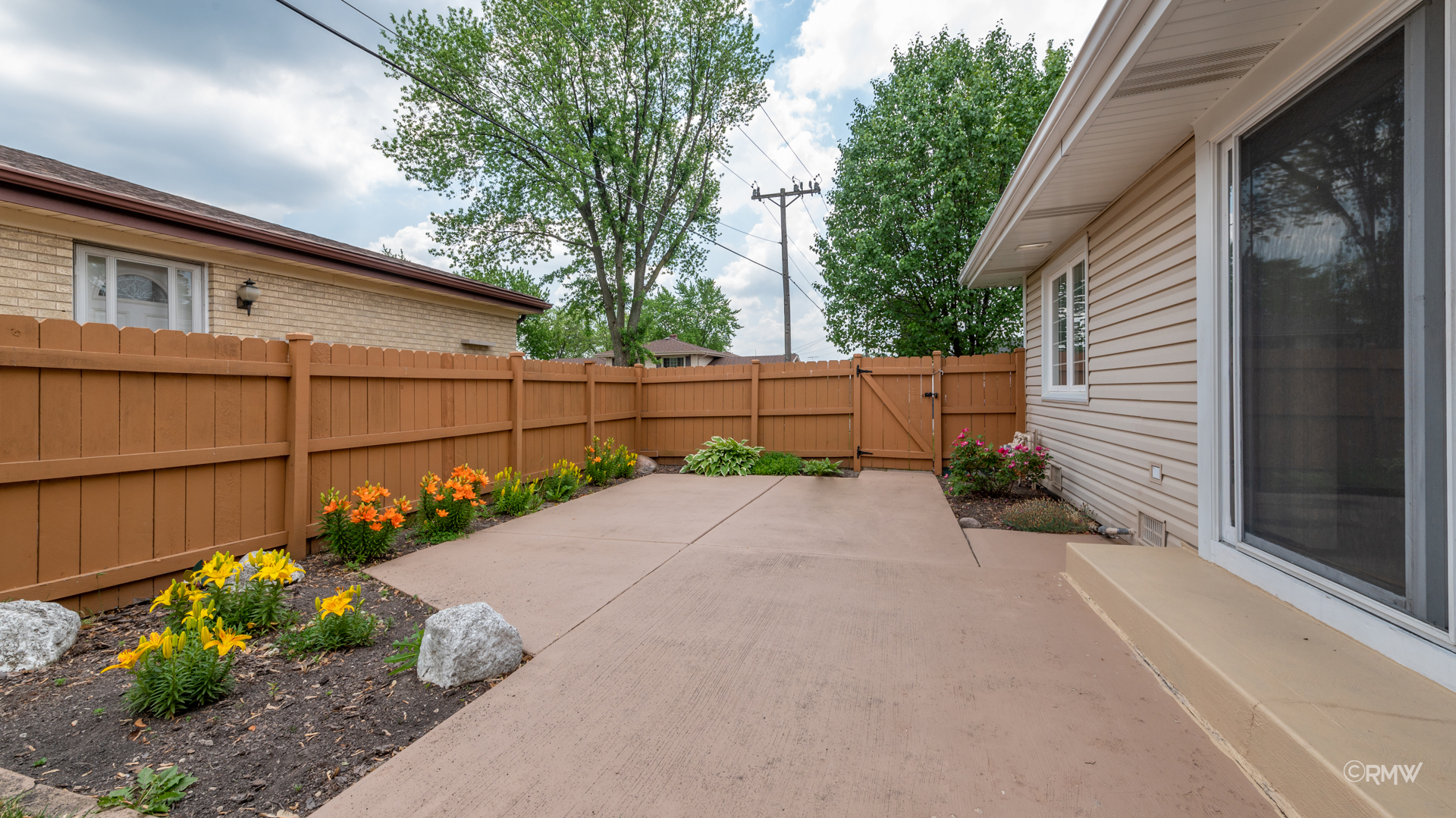 35 South Highview Avenue Addison, IL 60101 - Photo 22 of 23
