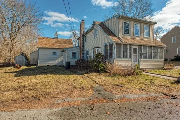 $449,900 | 22 Ocean Avenue, Hanson, MA 02341