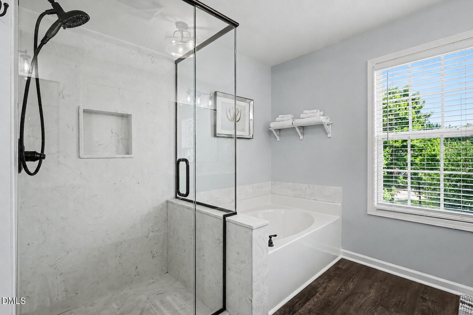 8417 Dunnington Circle Raleigh, NC 27613 - Photo 22 of 40 Primary Bath