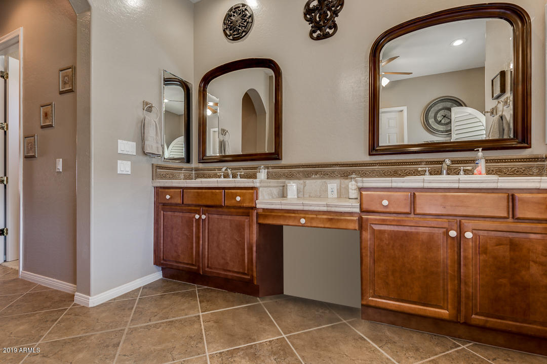 4573 South Ranger Trail Gilbert, AZ 85297 - Photo 12 of 74 36-Rangercomplete