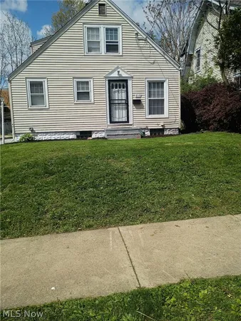 $97,000 | 815 Russell Avenue, Akron, OH 44307