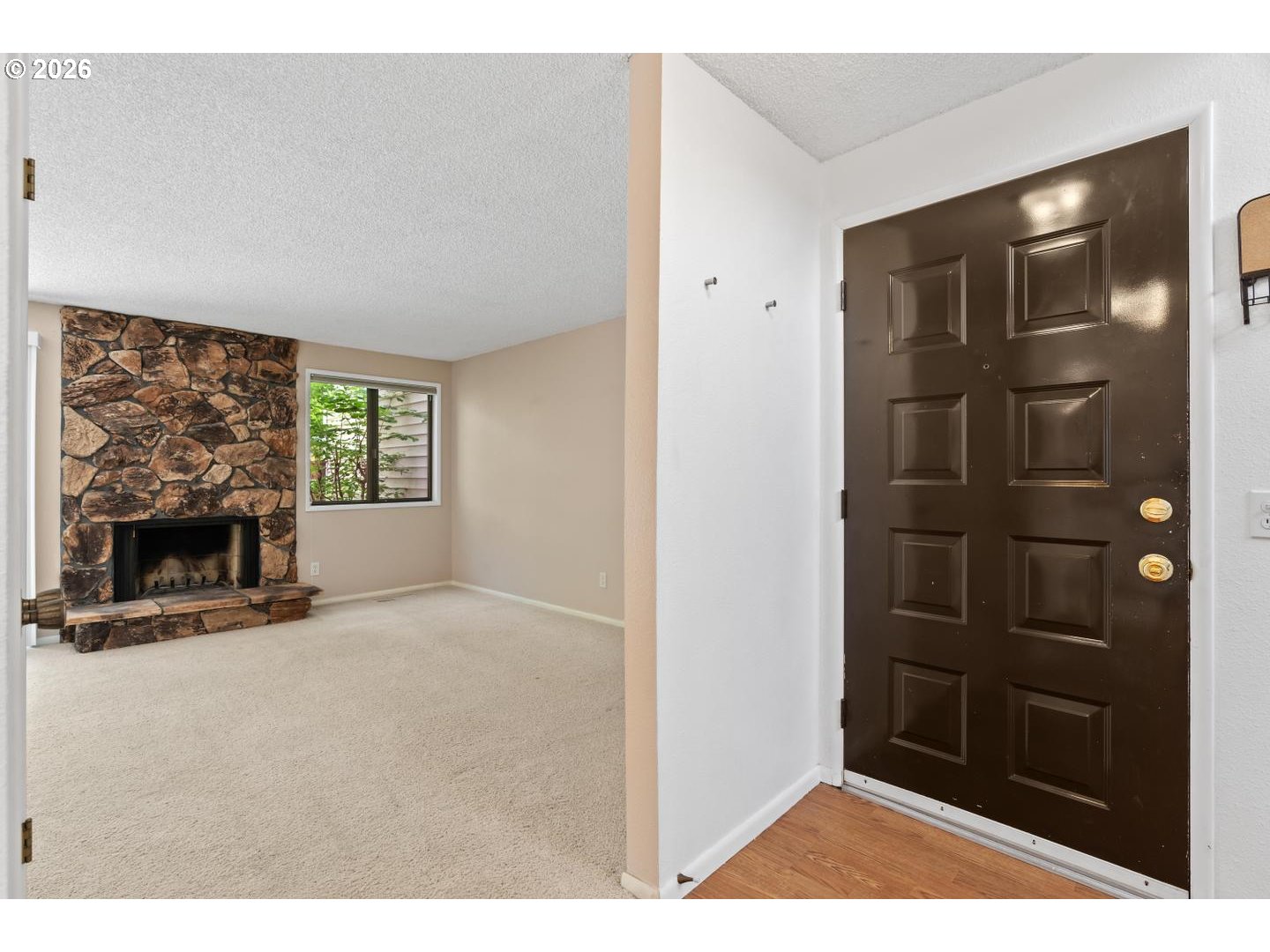 5792 Southwest 204th Place Beaverton, OR 97078 - Photo 2 of 33 a view of livingroom with furniture