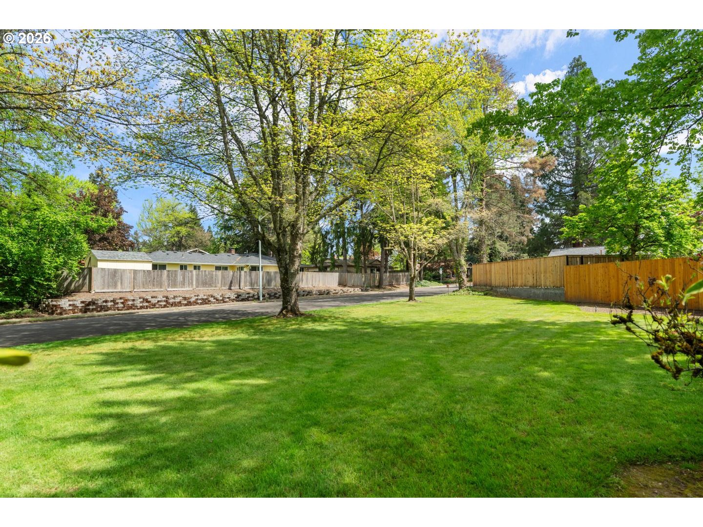 5792 Southwest 204th Place Beaverton, OR 97078 - Photo 29 of 33 a garden view