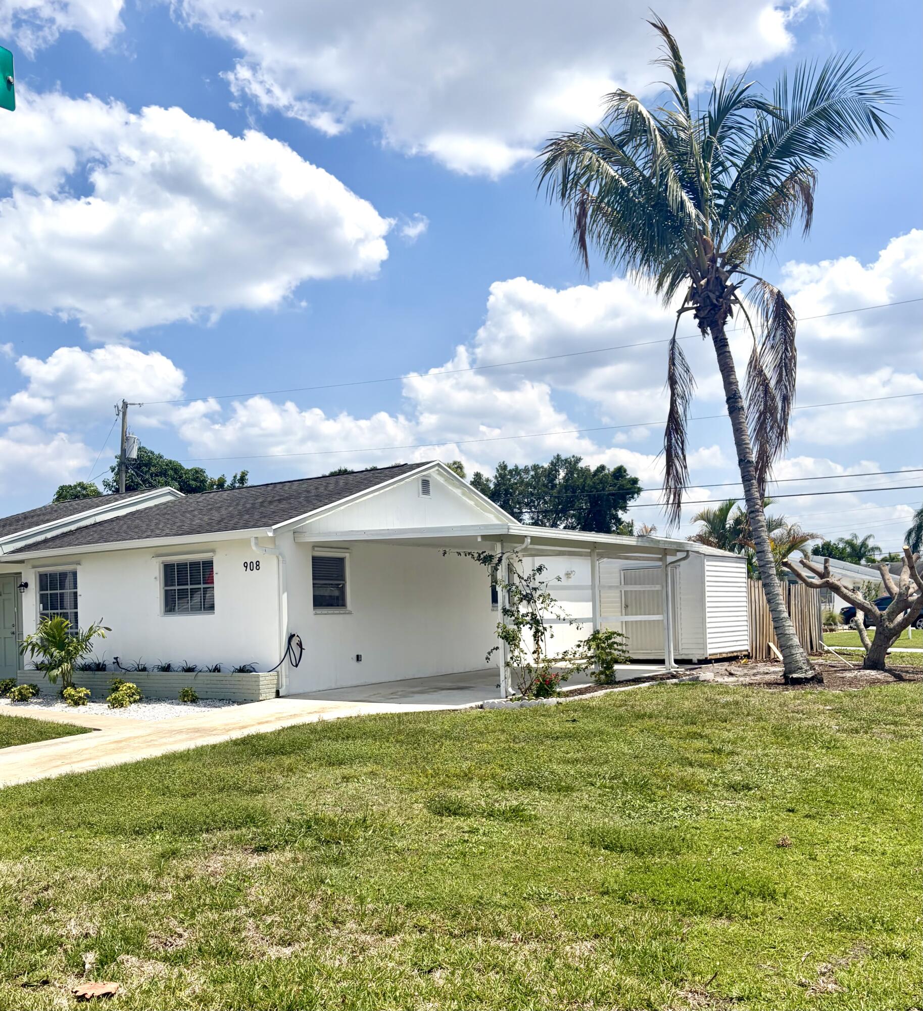 908 Anglers Way Jupiter, FL 33458 - Photo 2 of 19 IMG_0248