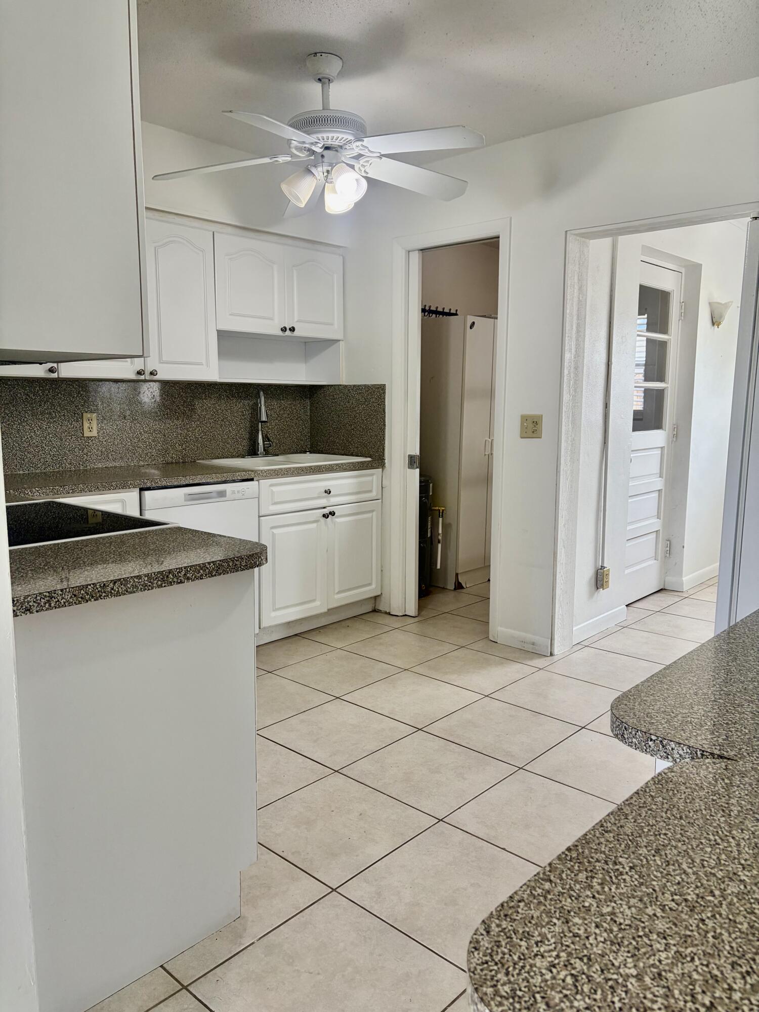 908 Anglers Way Jupiter, FL 33458 - Photo 6 of 19 IMG_0254