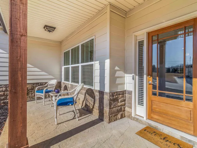 $765,000 | 5 Peyton Lane, Simpsonville, SC 29681