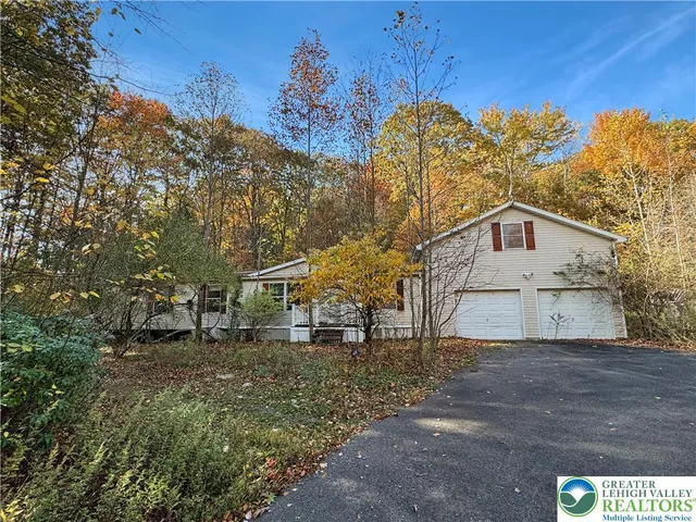 $450,000 | 228 Victory Lane, Stroudsburg, PA 18360