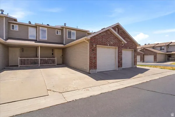 $308,900 | 652 West 800 North, Unit 67, Clinton, UT 84015