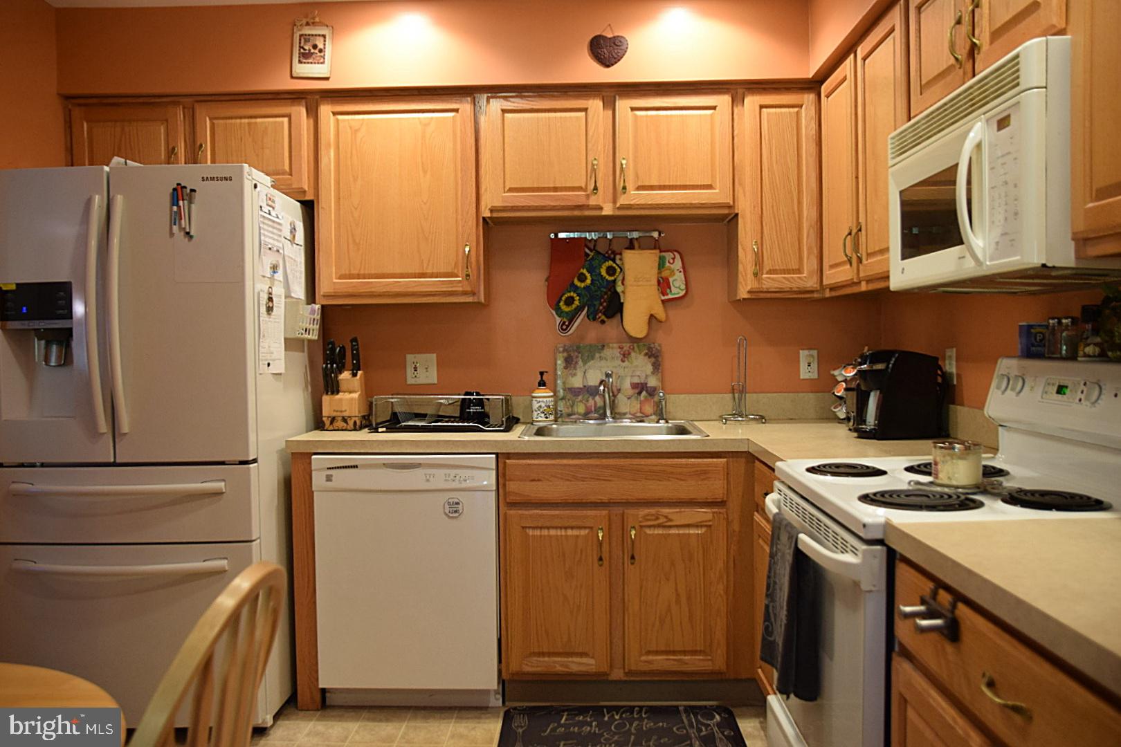792 Briarstone Road Bethlehem, PA 18017 - Photo 10 of 23 Gallery Image 10