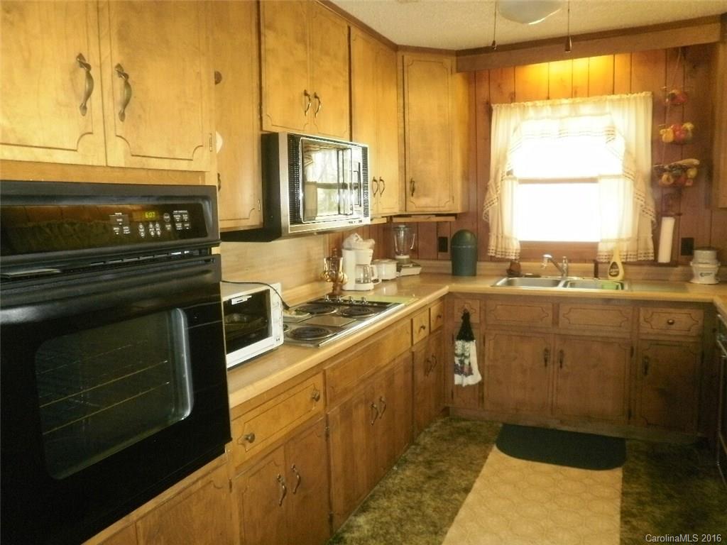 112 Althea Ridge Road Sylva, NC 28779 - Photo 7 of 17 Gallery Image 7