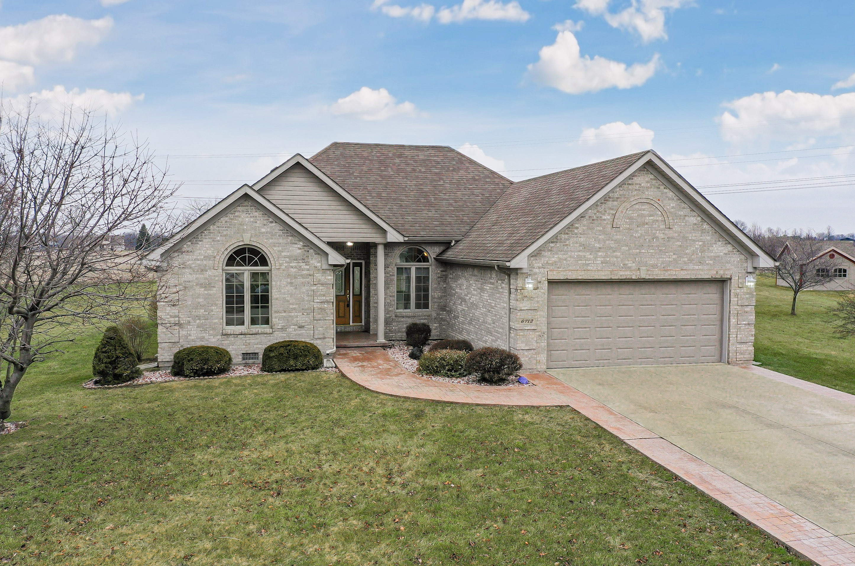 6712 Knollcrest Way Pendleton, IN 46064 - Photo 4 of 36