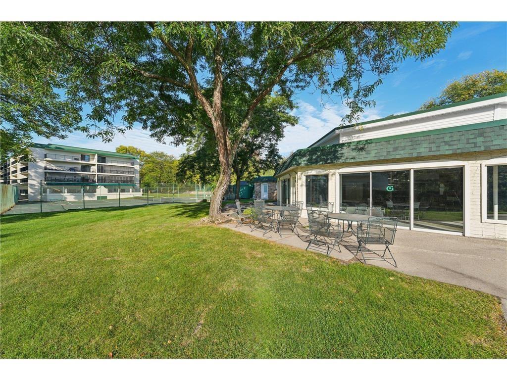 10411 Cedar Lake Road, Unit 213 Minnetonka, MN 55305 - Photo 36 of 41