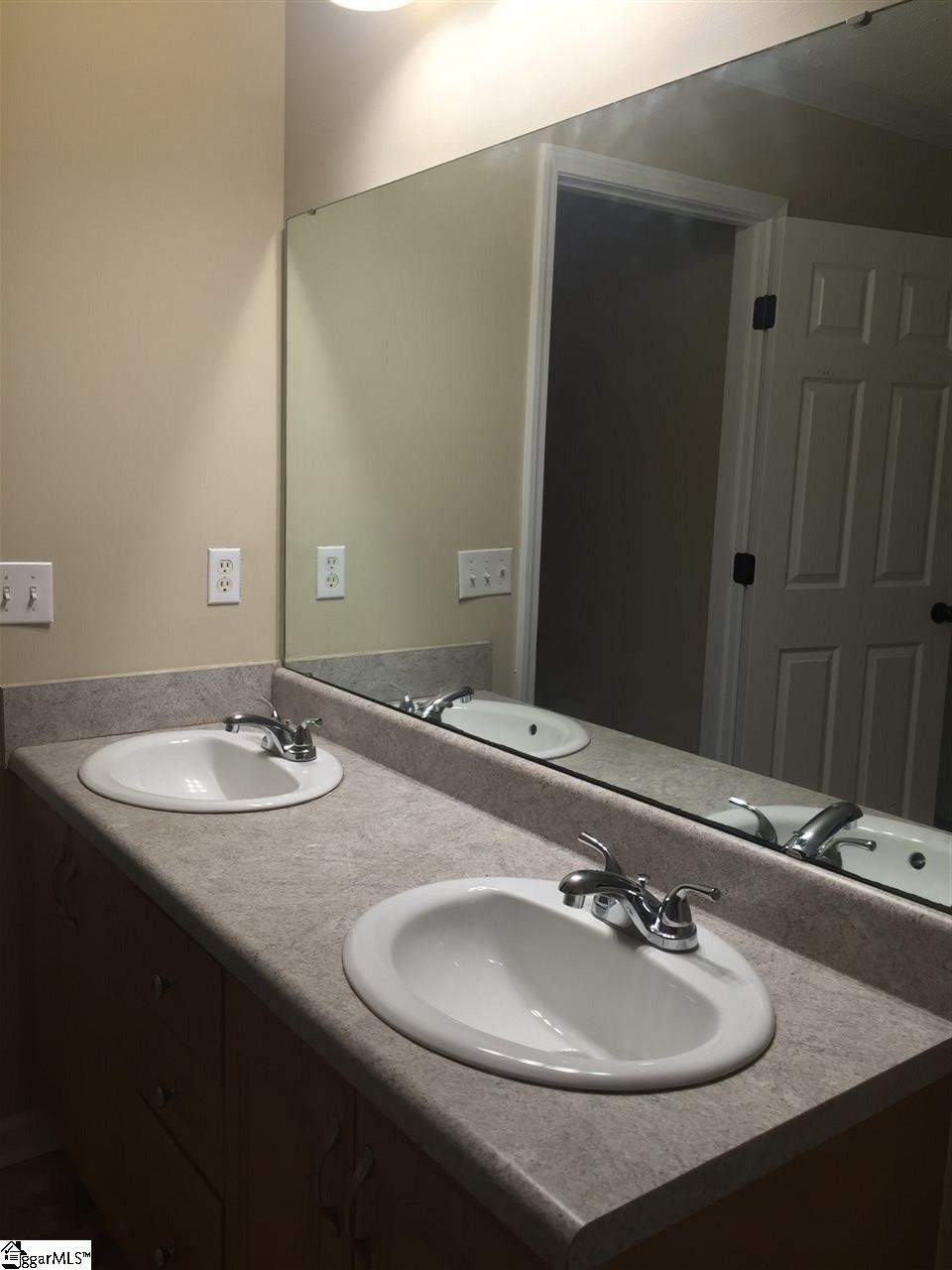 101 Robin Ridge Circle Piedmont, SC 29673 - Photo 23 of 29 Gallery Image 23