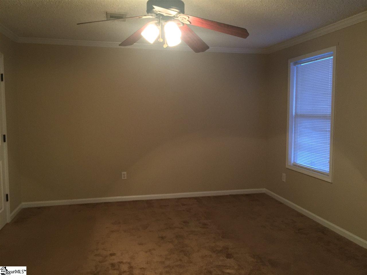 101 Robin Ridge Circle Piedmont, SC 29673 - Photo 5 of 29 Gallery Image 5
