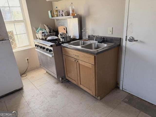 1339 Jones Chapel Road Sparta, GA 31087 - Photo 7 of 14 a utility room with dryer and washer