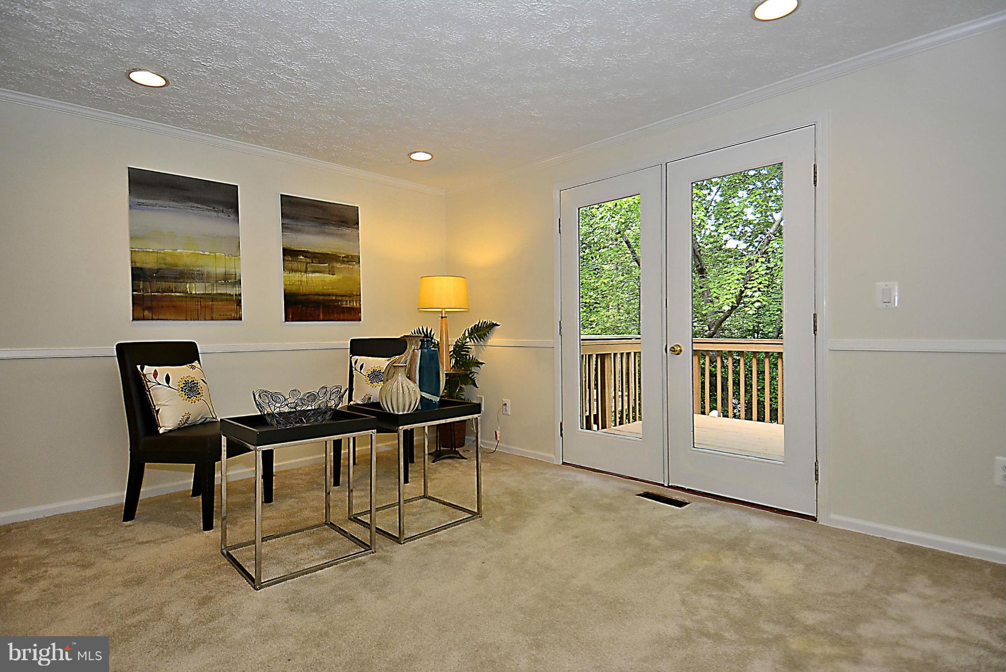 1921 Belmont Ridge Court Reston, VA 20191 - Photo 6 of 26 Living Room