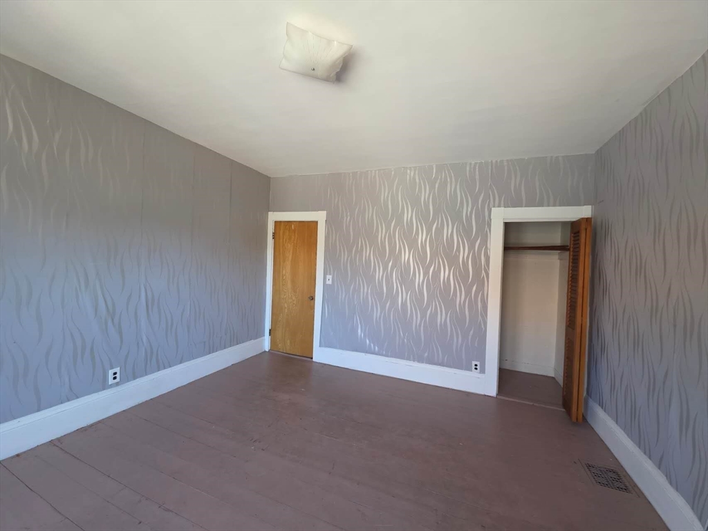 231 River Street Waltham, MA 02453 - Photo 7 of 13