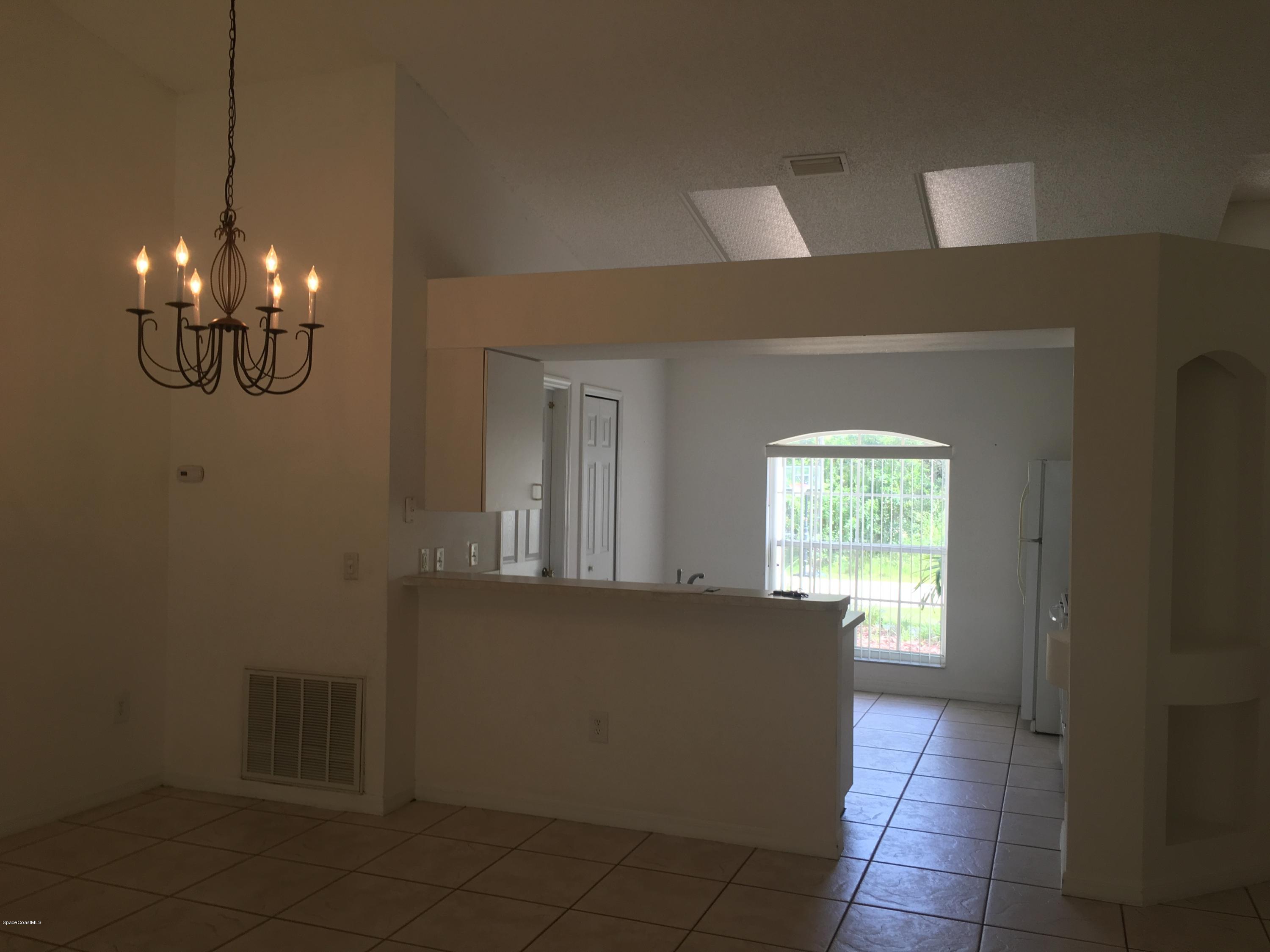 247 Trilby Road Southwest Palm Bay, FL 32908 - Photo 6 of 19 IMG_7193
