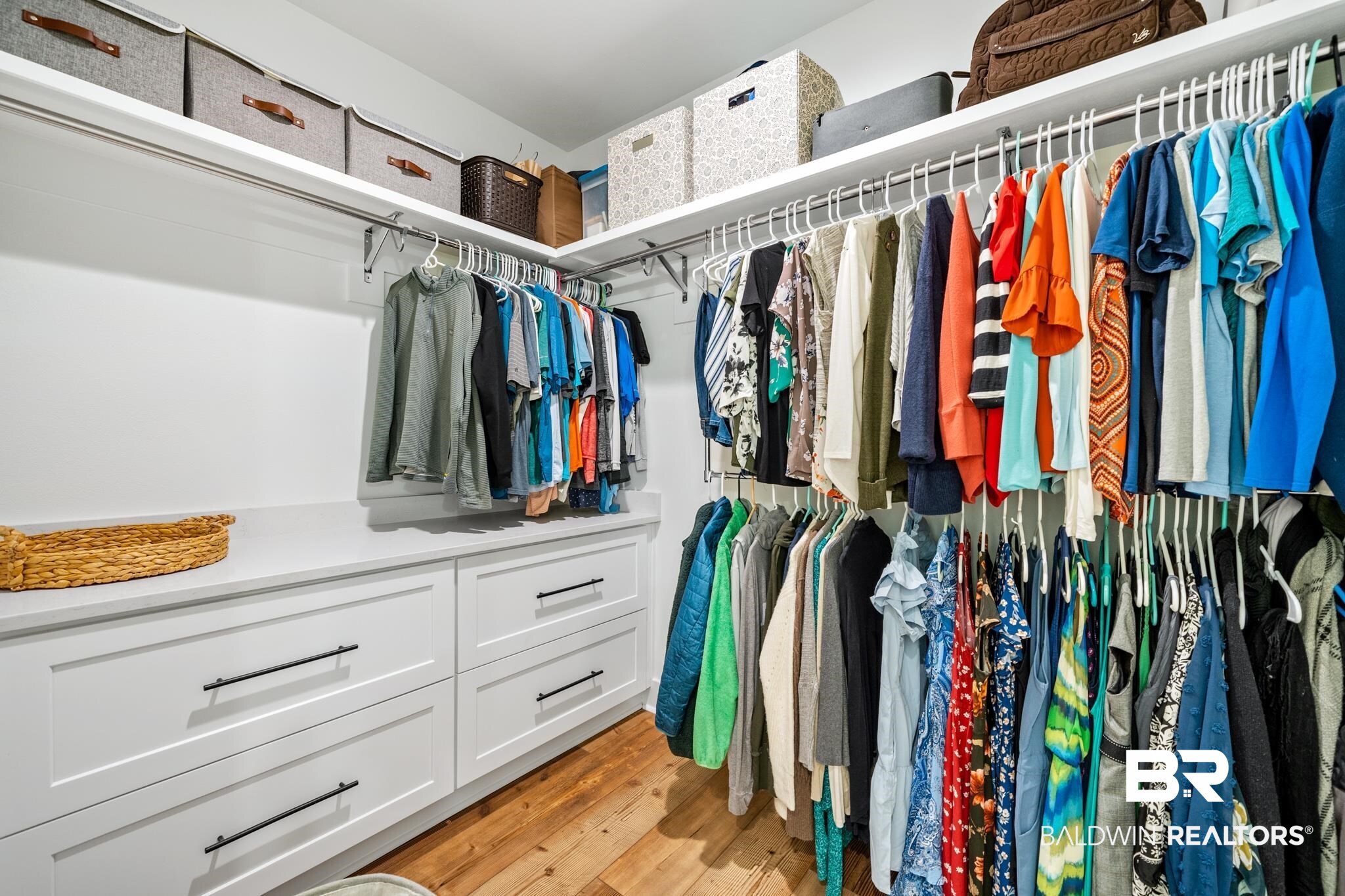5311 Pine Road Orange Beach, AL 36561 - Photo 13 of 47 Primary closet