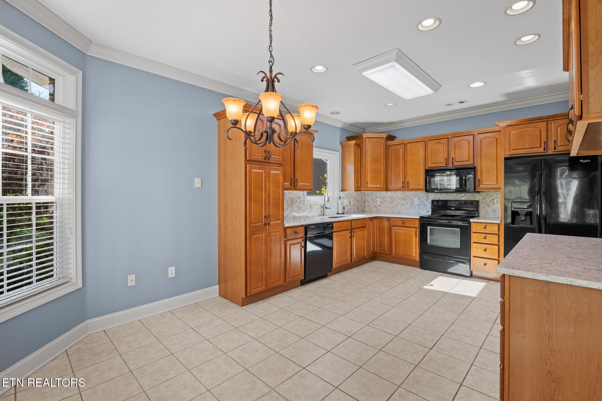 134 Waterston Way Clinton, TN 37716 - Photo 20 of 41 13-web-or-mls-134 waterston-0127