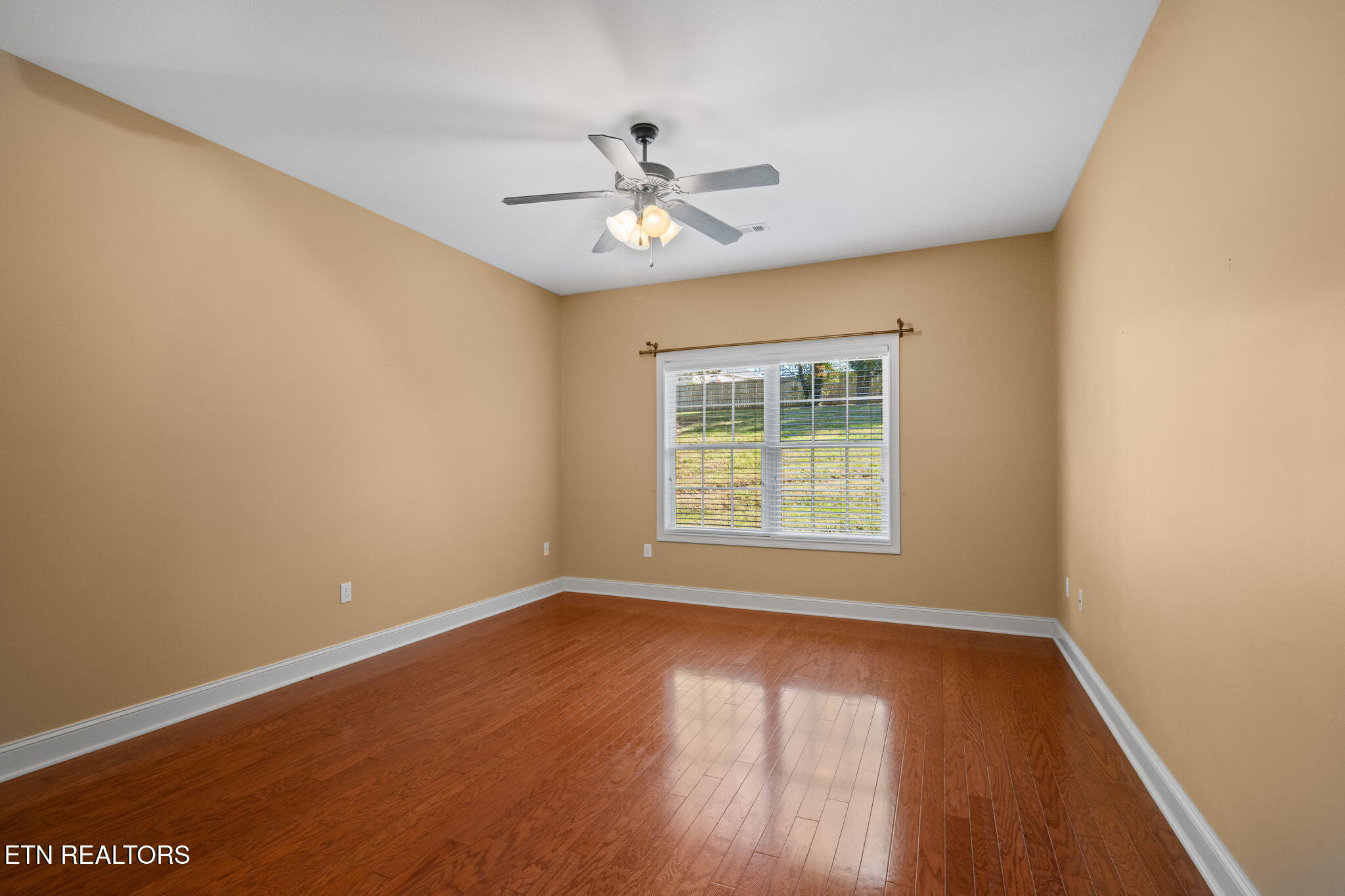 134 Waterston Way Clinton, TN 37716 - Photo 26 of 41 23-web-or-mls-134 waterston-0157