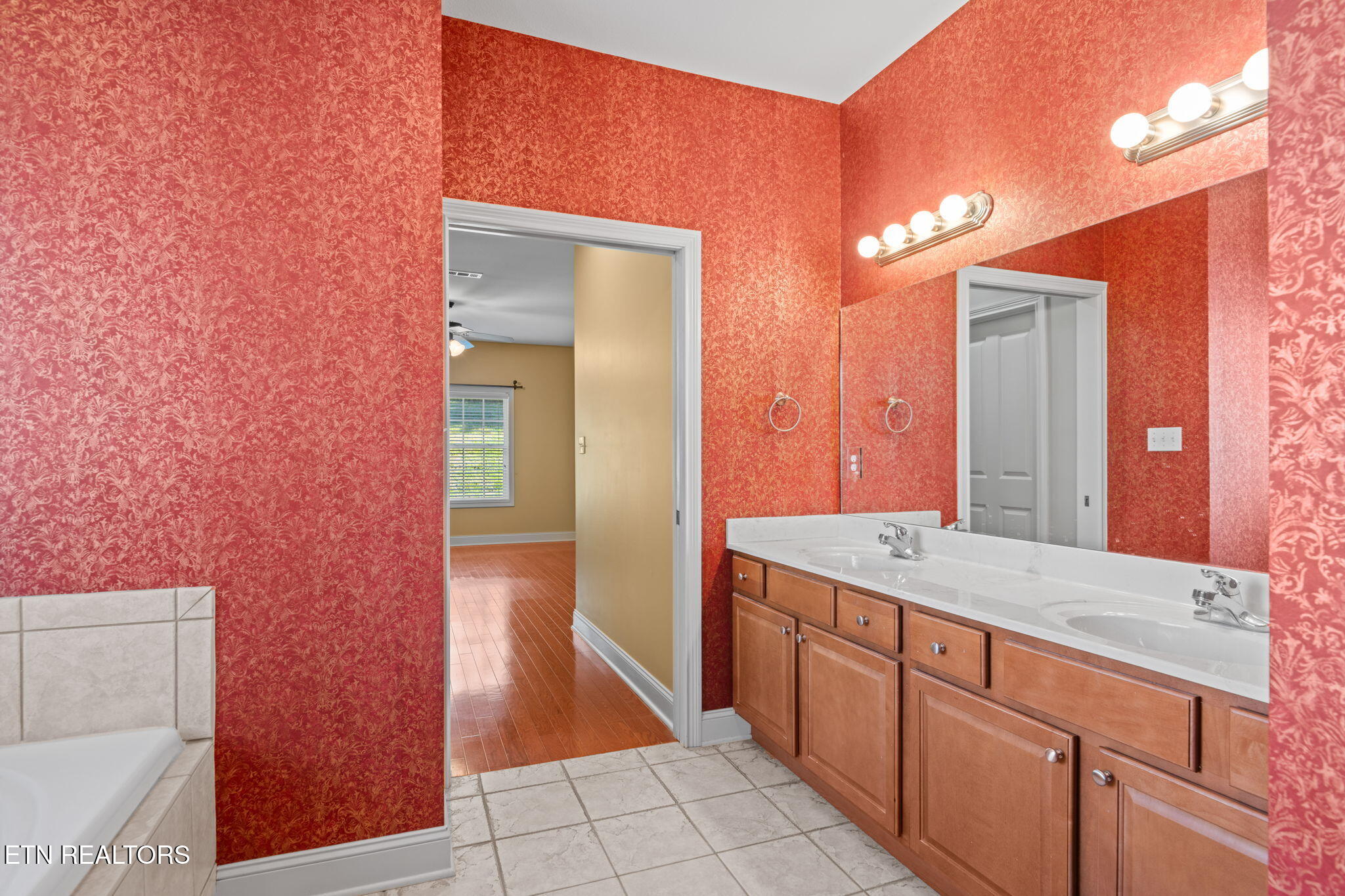 134 Waterston Way Clinton, TN 37716 - Photo 32 of 41 28-web-or-mls-134 waterston-0172