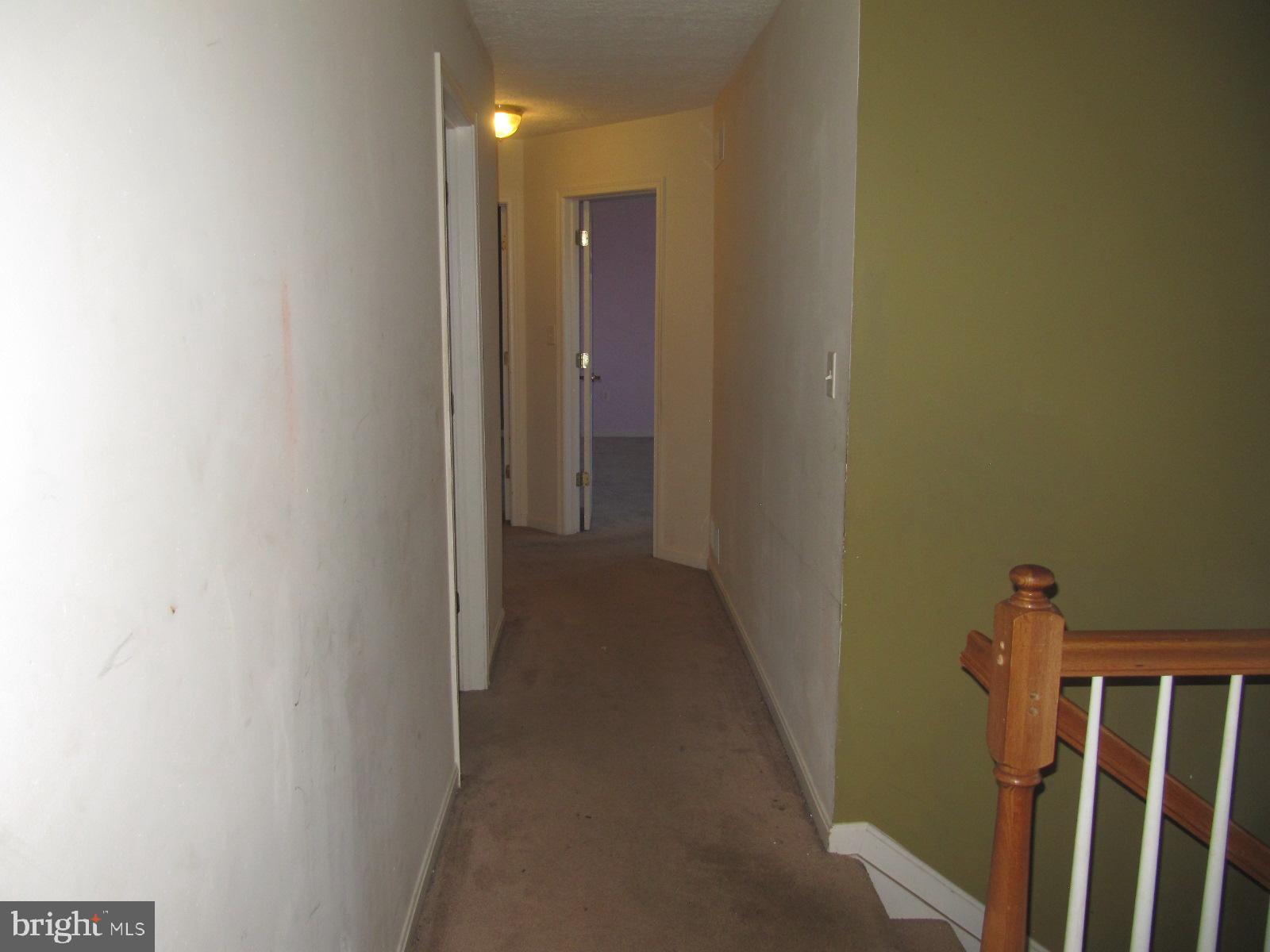 1013 Bair Road Hanover, PA 17331 - Photo 15 of 33 2nd Floor Hallway