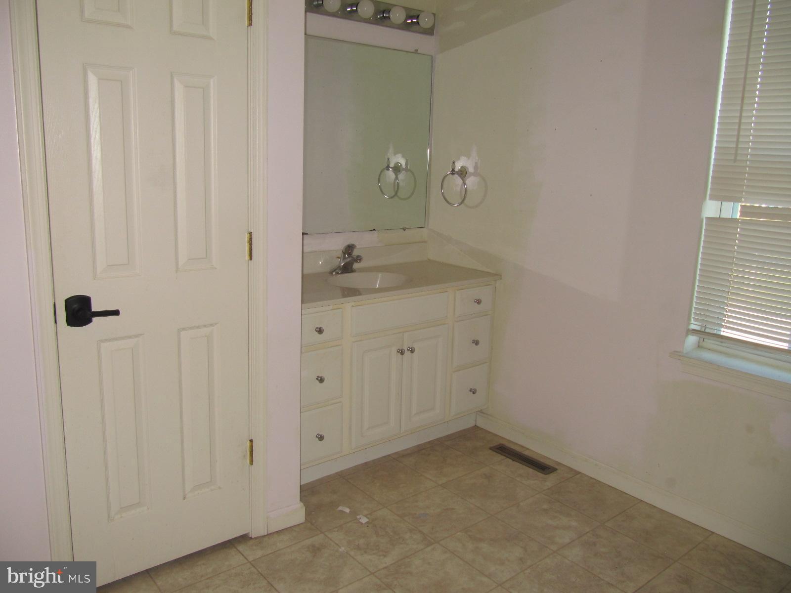 1013 Bair Road Hanover, PA 17331 - Photo 21 of 33 Master Bathroom