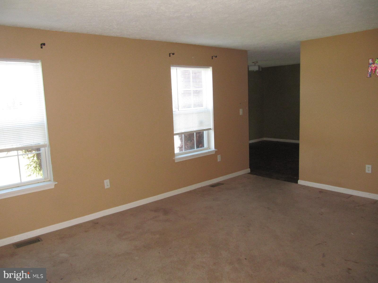 1013 Bair Road Hanover, PA 17331 - Photo 8 of 33 Living Room