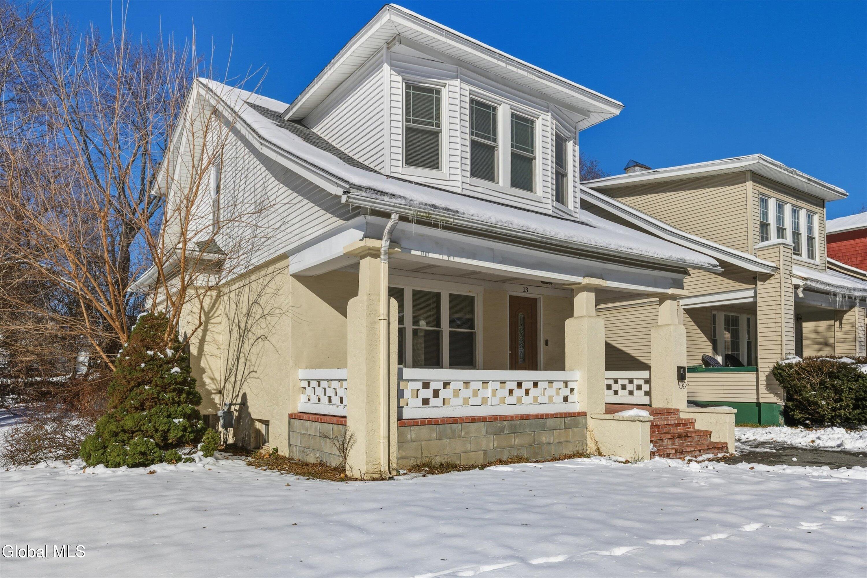 13 Cleveland Street Albany, NY 12206 - Photo 2 of 27 22-13 Cleveland St-22