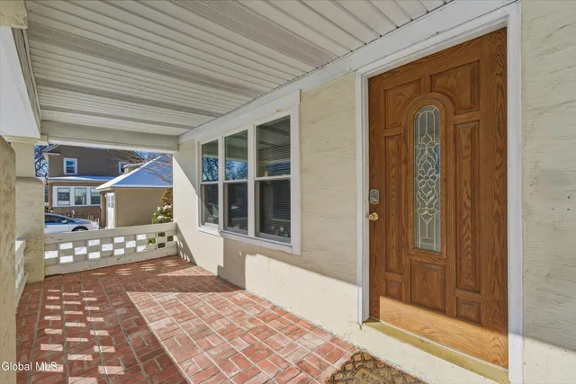 $289,000 | 13 Cleveland Street, Albany, NY 12206