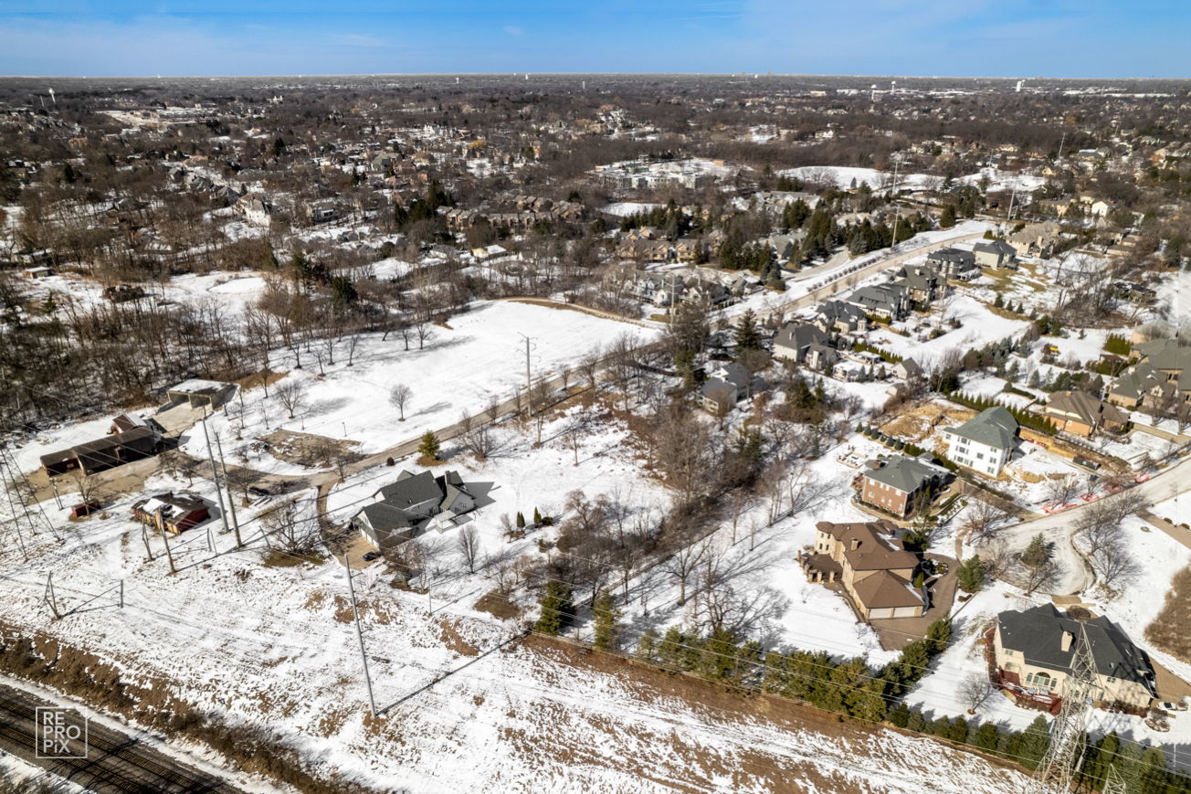 10S641 South Garfield Street Burr Ridge, IL 60527 - Photo 14 of 15 an aerial view of multiple house