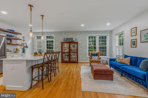 $1,049,000 | 9412 Regency Crest Drive, Vienna, VA 22181