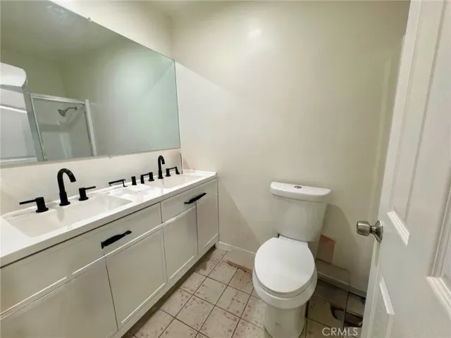 $324,900 | 8601 International Avenue, Unit 271, Canoga Park, CA 91303