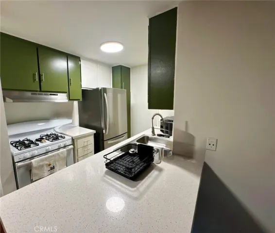 $324,900 | 8601 International Avenue, Unit 271, Canoga Park, CA 91303