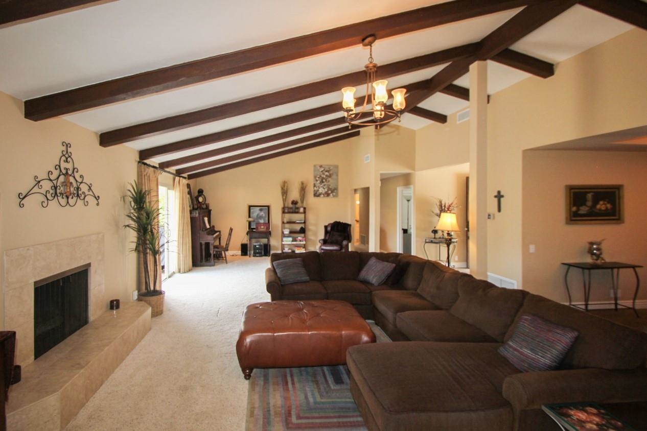 13316 Arroya Vista Road Poway, CA 92064 - Photo 14 of 25