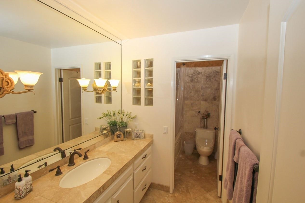 13316 Arroya Vista Road Poway, CA 92064 - Photo 20 of 25