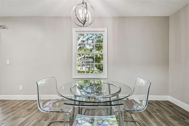 $1,900 | 13691 Orange Sunset Drive, Unit 201, Tampa, FL 33618