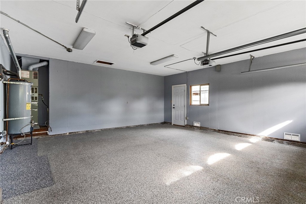 12 Amber Way Chico, CA 95926 - Photo 28 of 37 a view of empty room with windows