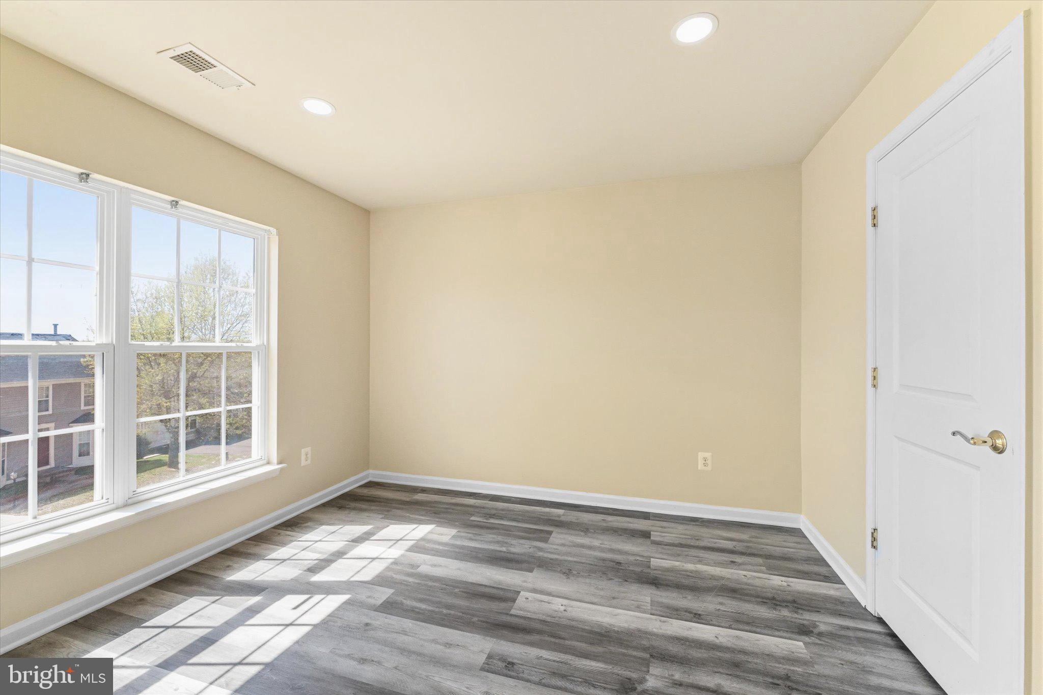 3068 Pony Ridge Turn Dumfries, VA 22026 - Photo 35 of 53 Bedrom 3