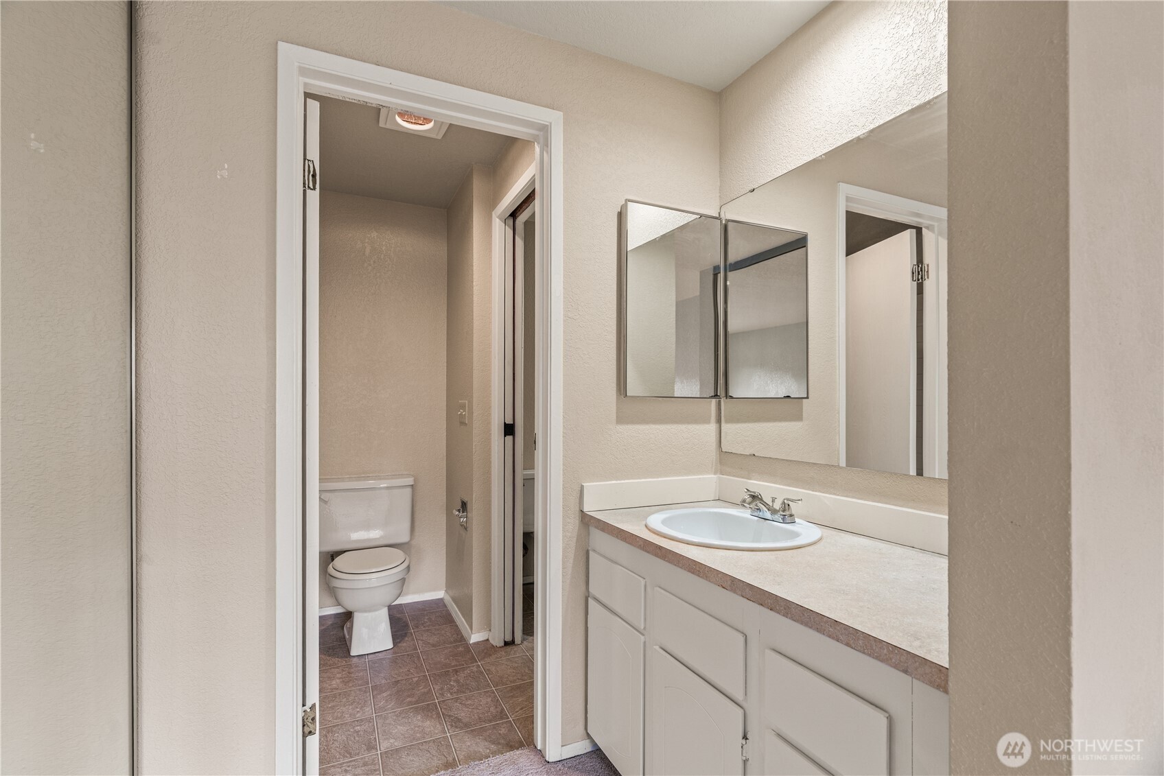 1319 South Puget Drive, Unit D35 Renton, WA 98055 - Photo 19 of 26