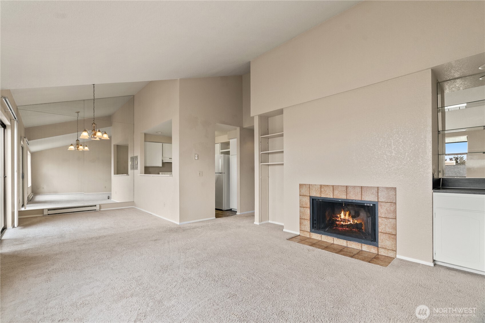 1319 South Puget Drive, Unit D35 Renton, WA 98055 - Photo 3 of 26