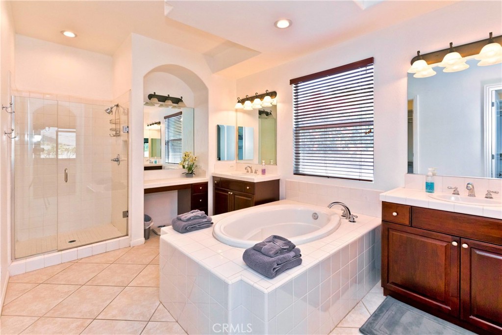 134 Tesori Drive Palm Desert, CA 92211 - Photo 19 of 73