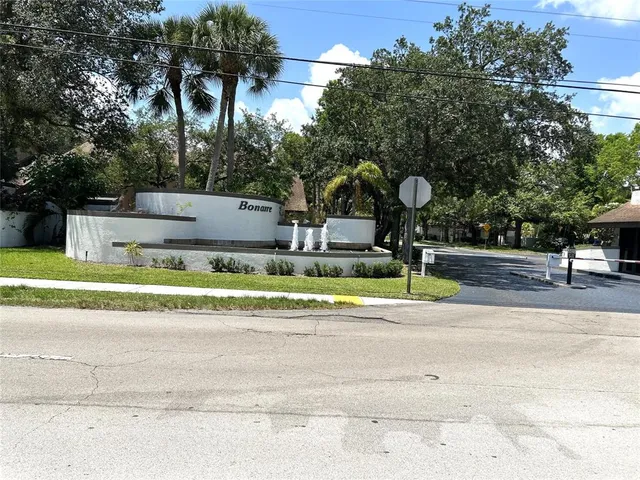 $460,000 | 7680 Northwest 79th Avenue, Unit P1, Tamarac, FL 33321