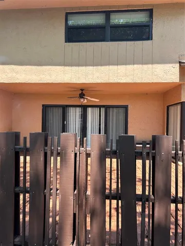 $460,000 | 7680 Northwest 79th Avenue, Unit P1, Tamarac, FL 33321